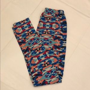 Patterned LuLaRoe Leggings - one size